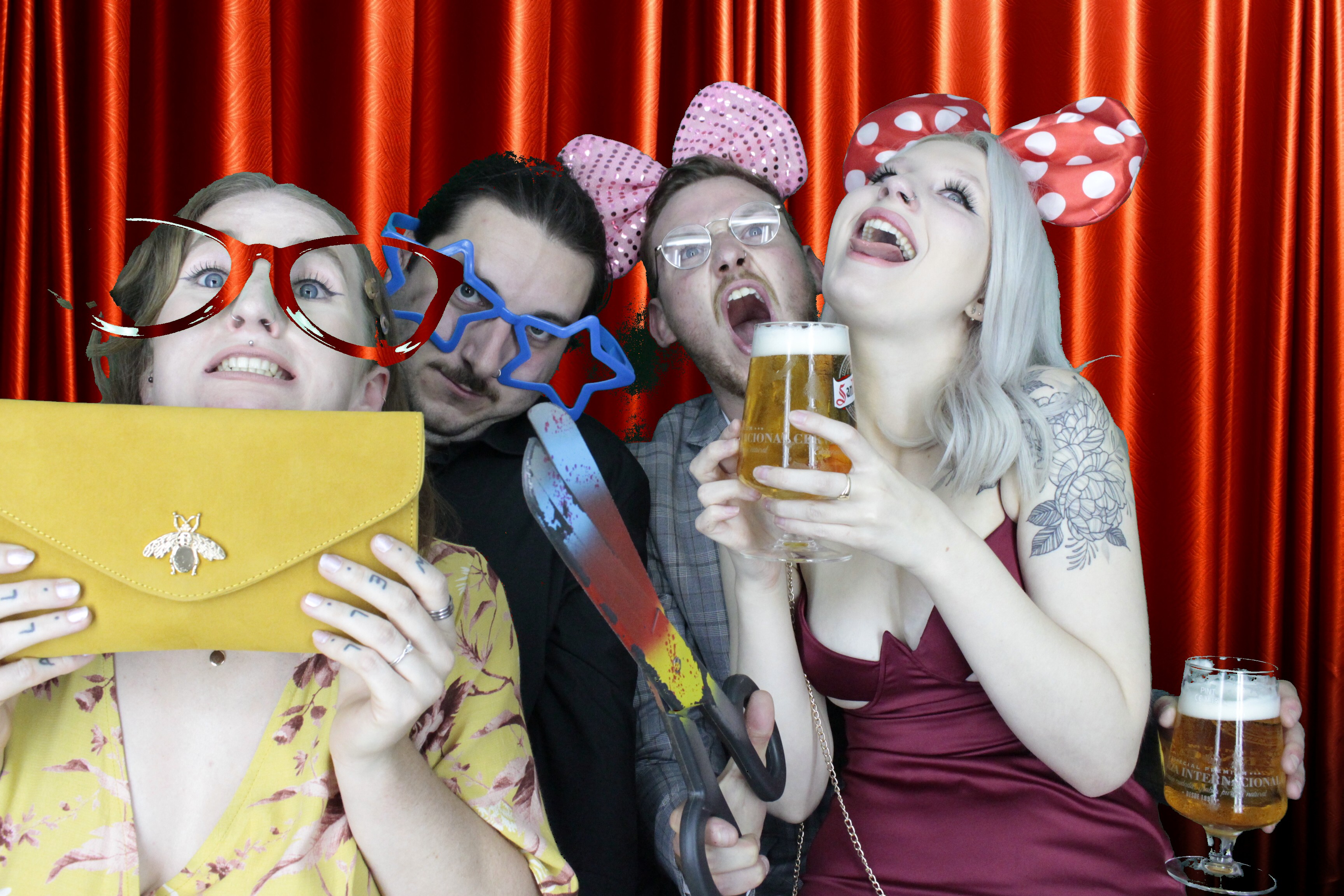 Katie and Jons Wedding | View more photos from the event at gallery.myphotoboothexperience.co.uk/u/MyPhotoBoothExperienceLtd/Katie-and-Jons-Wedding